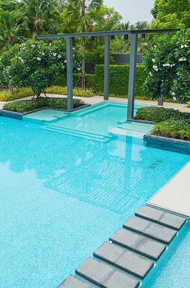 Puravankara Northern Lights swimming pool